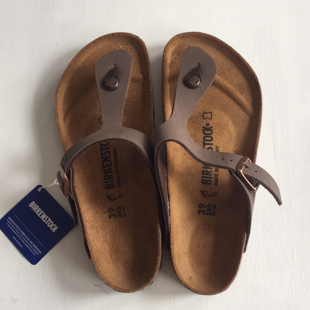 Birkenstock Sandals - Gizeh Brown, Size 9
